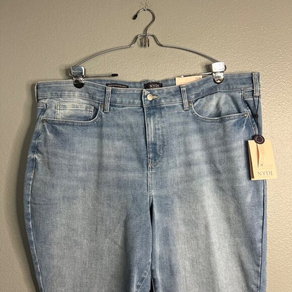 NYDJ Marilyn Straight Ankle Jeans Plus Size 22W Easley Light Wash High Rise NWT - Picture 4 of 9